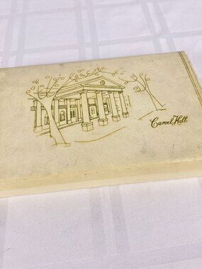 Vintage Carvel Hall Cutlery ivory gold trim gift box. Space for 6 knives